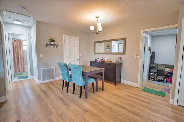 North Port, FL 34287,8725 AERO AVE