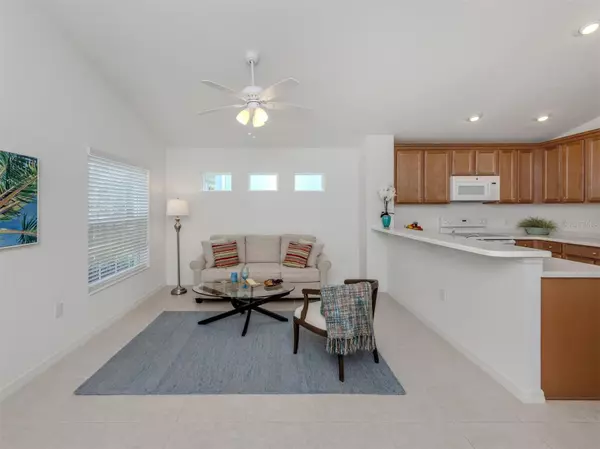 Venice, FL 34293,12682 SHIMMERING OAK CIR