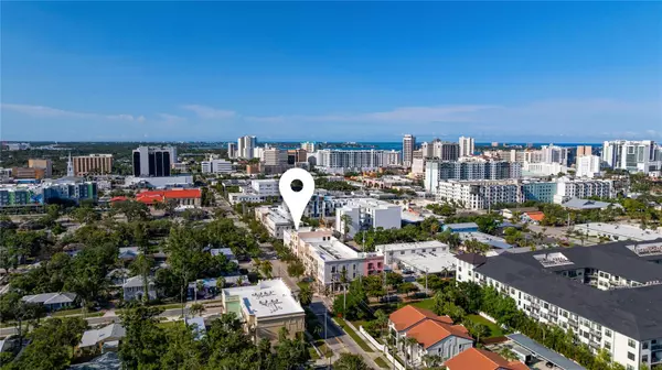 Sarasota, FL 34236,525 N ORANGE AVE #302