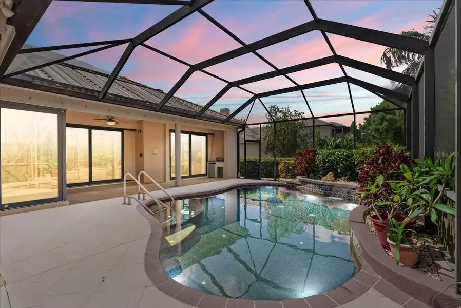 6528 COOPERS HAWK CT, Lakewood Ranch, FL 34202