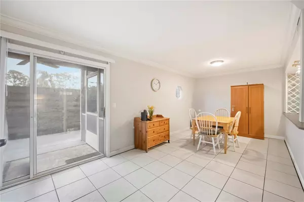 Sarasota, FL 34243,6860 WHITMAN CT #32B