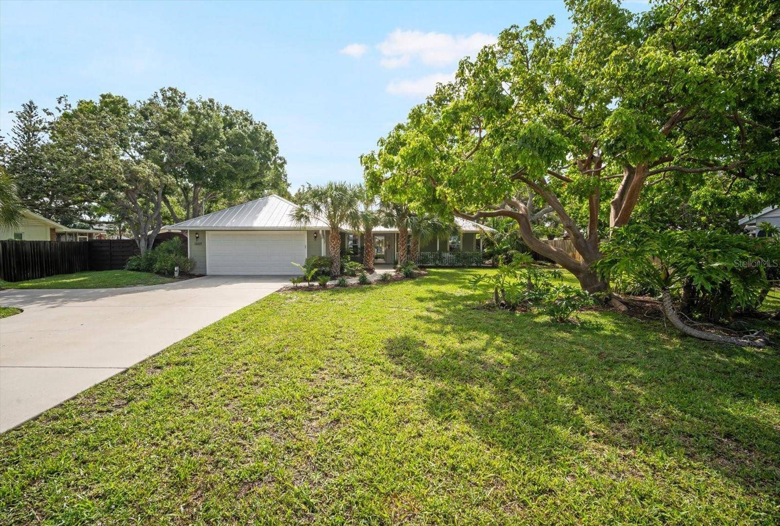 1207 71ST ST NW, Bradenton, FL 34209