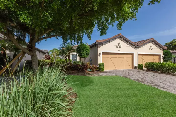 8291 VARENNA DR, Sarasota, FL 34231