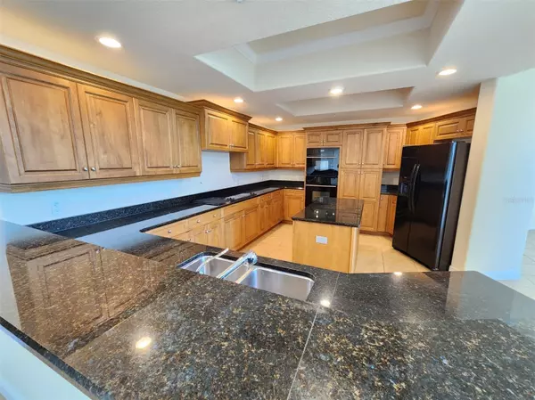 Palmetto, FL 34221,501 HABEN BLVD #1103