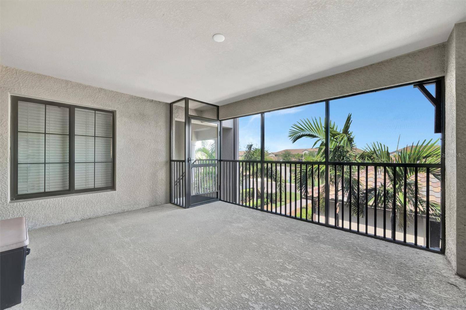 Bradenton, FL 34211,5695 PALMER CIR #203