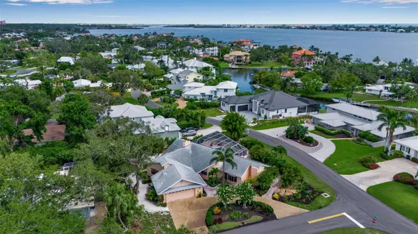 Sarasota, FL 34231,1808 COQUINA DR