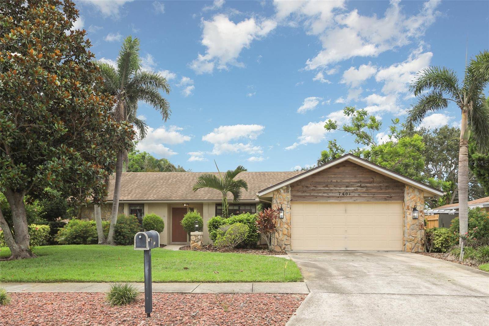 Bradenton, FL 34209,7401 3RD AVE NW