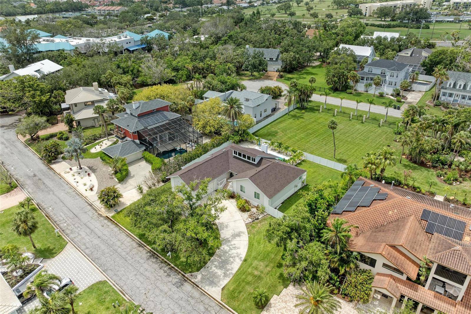 Bradenton, FL 34210,3903 BAYSIDE DR