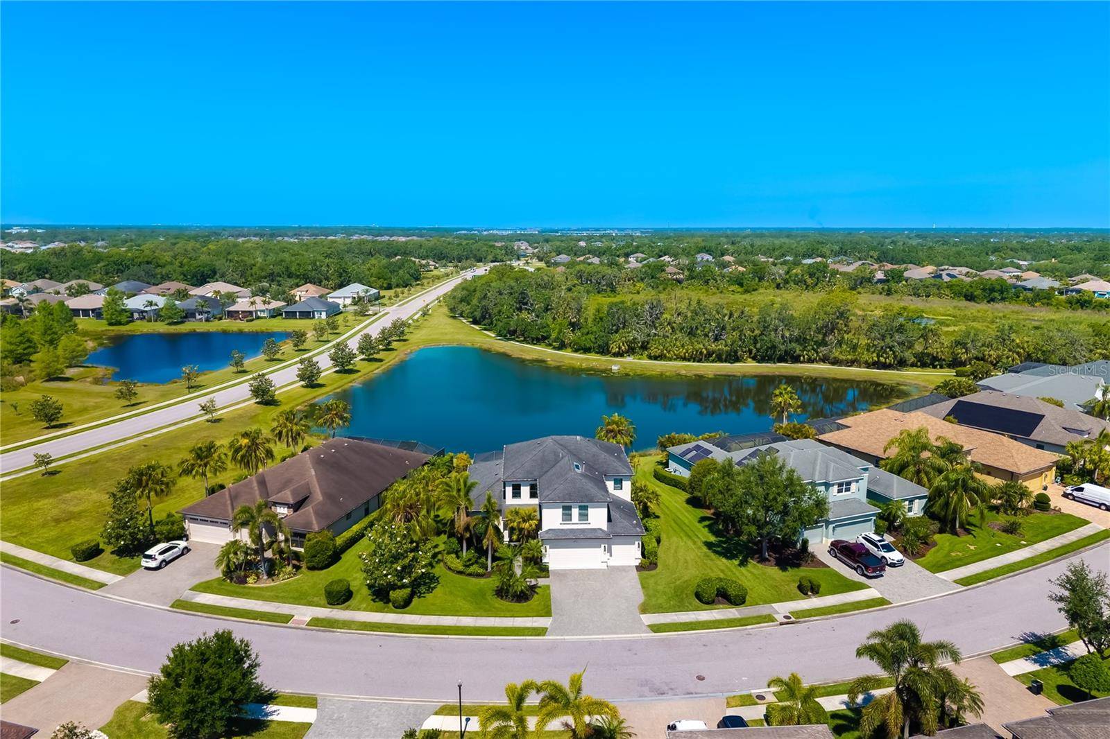 Bradenton, FL 34212,826 HONEYFLOWER LOOP