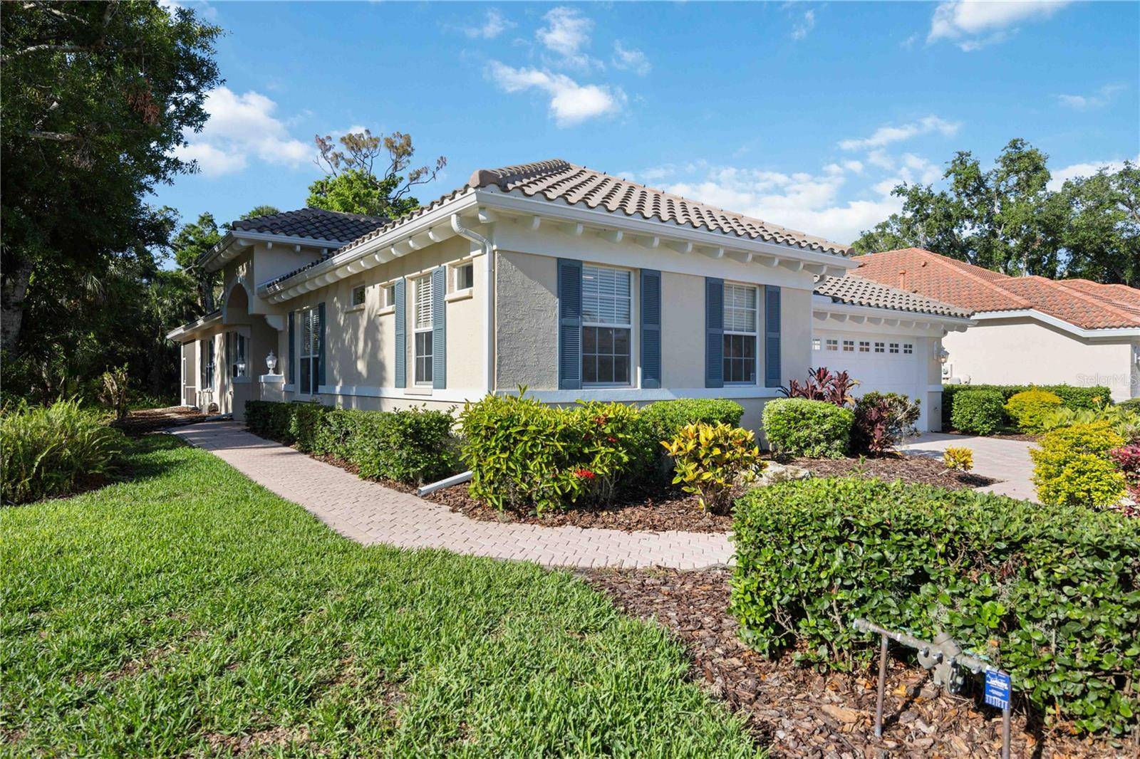Sarasota, FL 34238,5018 HANGING MOSS LN