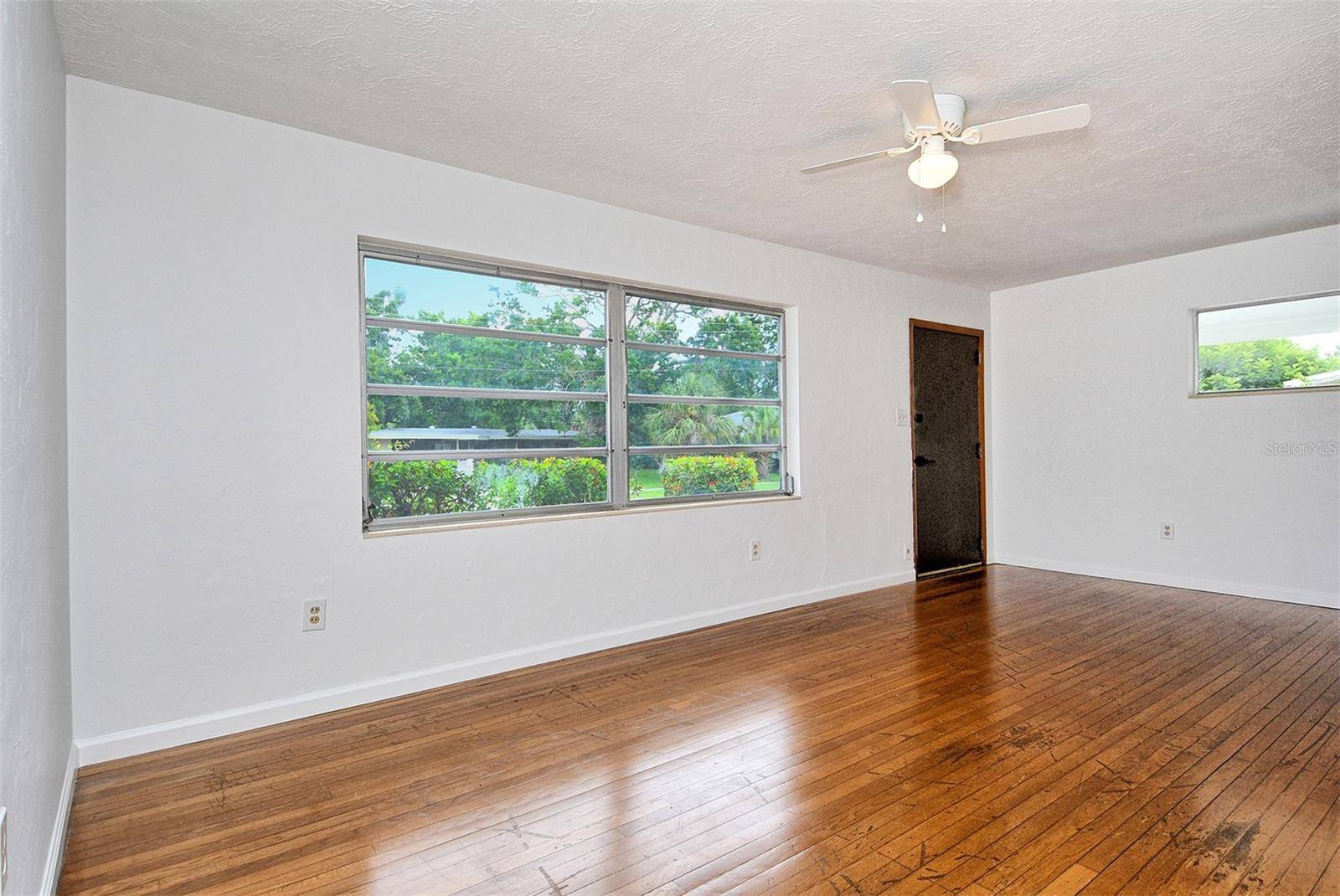 Sarasota, FL 34234,1354 22ND ST
