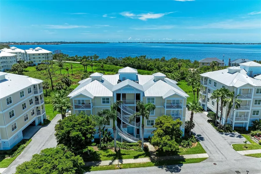 7820 34TH AVE W #102, Bradenton, FL 34209