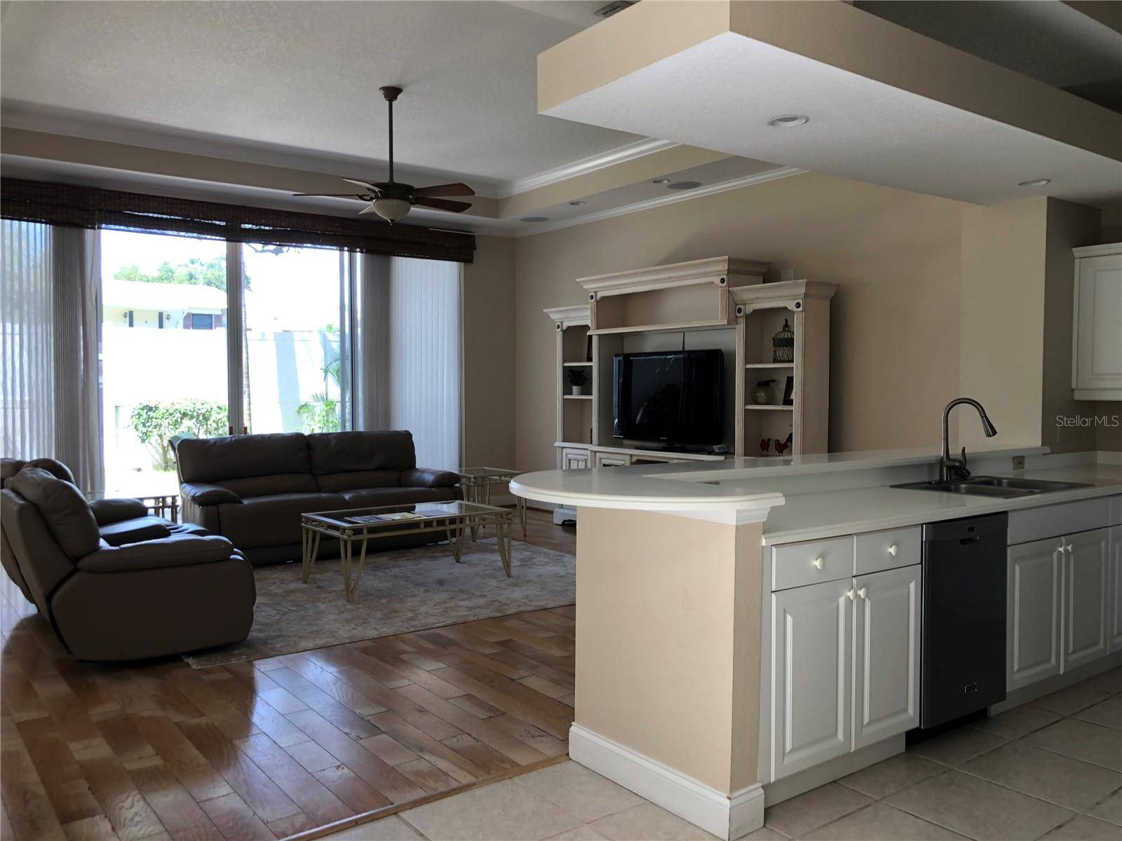 Bradenton, FL 34210,3405 54TH DR W #104