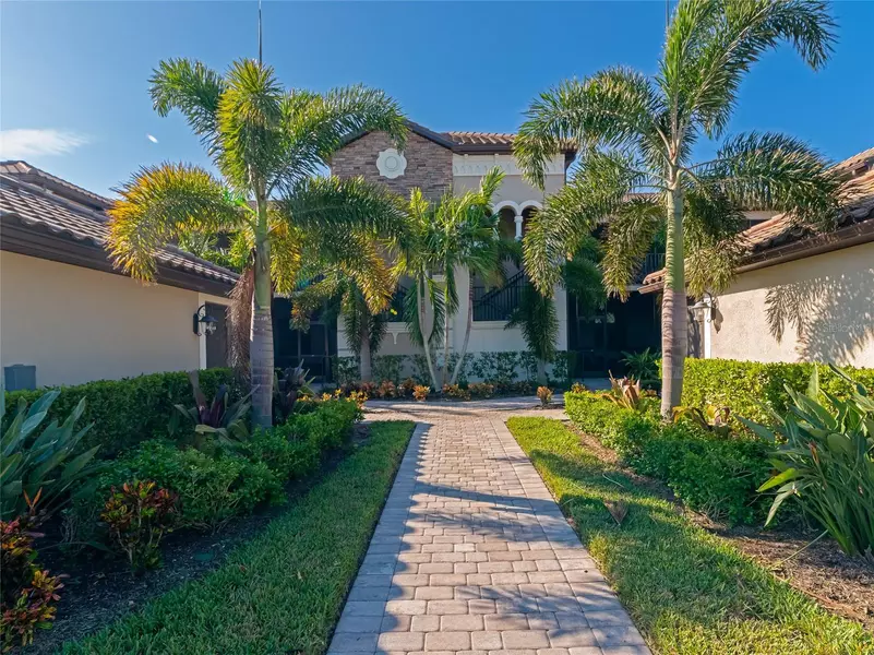 5604 PALMER CIR #103, Bradenton, FL 34211