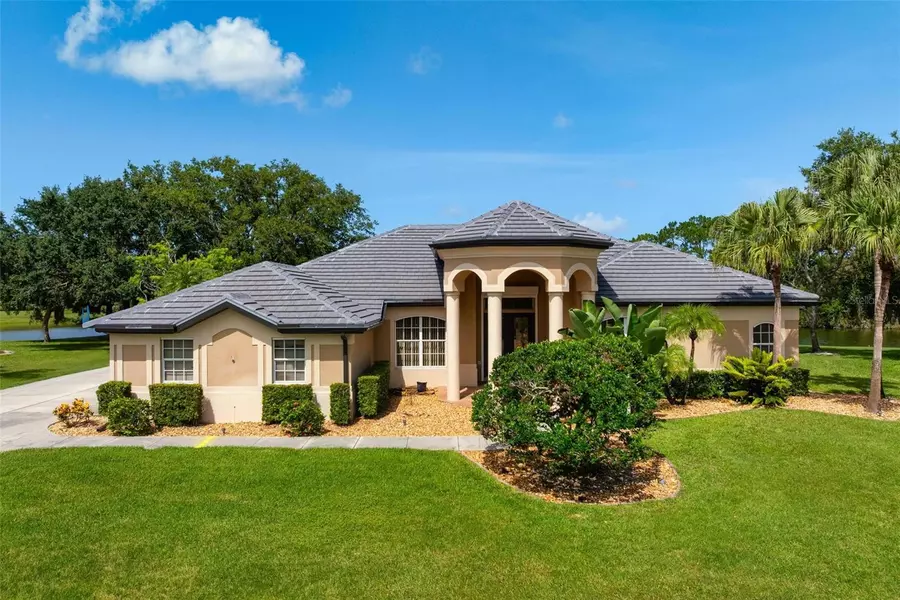 8312 MISTY LAKE CIR, Sarasota, FL 34241