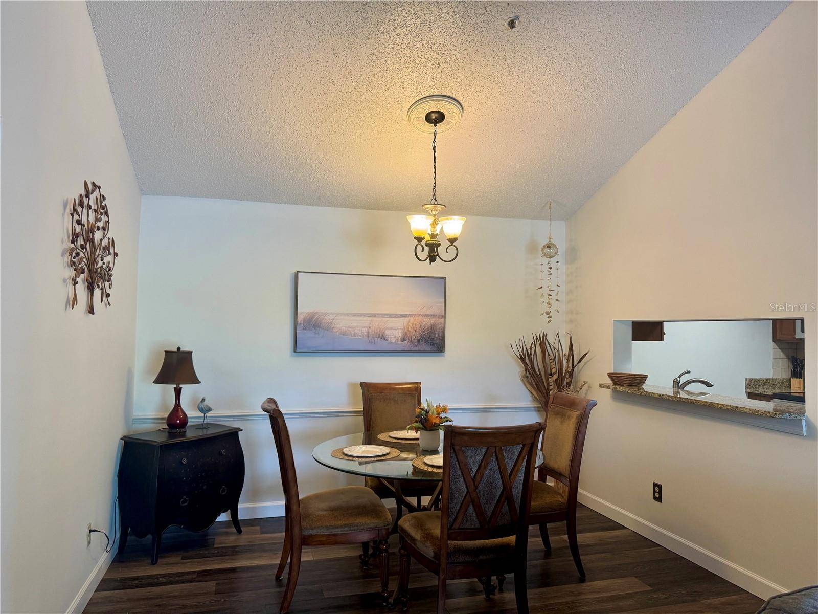 Sarasota, FL 34238,4032 CROCKERS LAKE BLVD #27