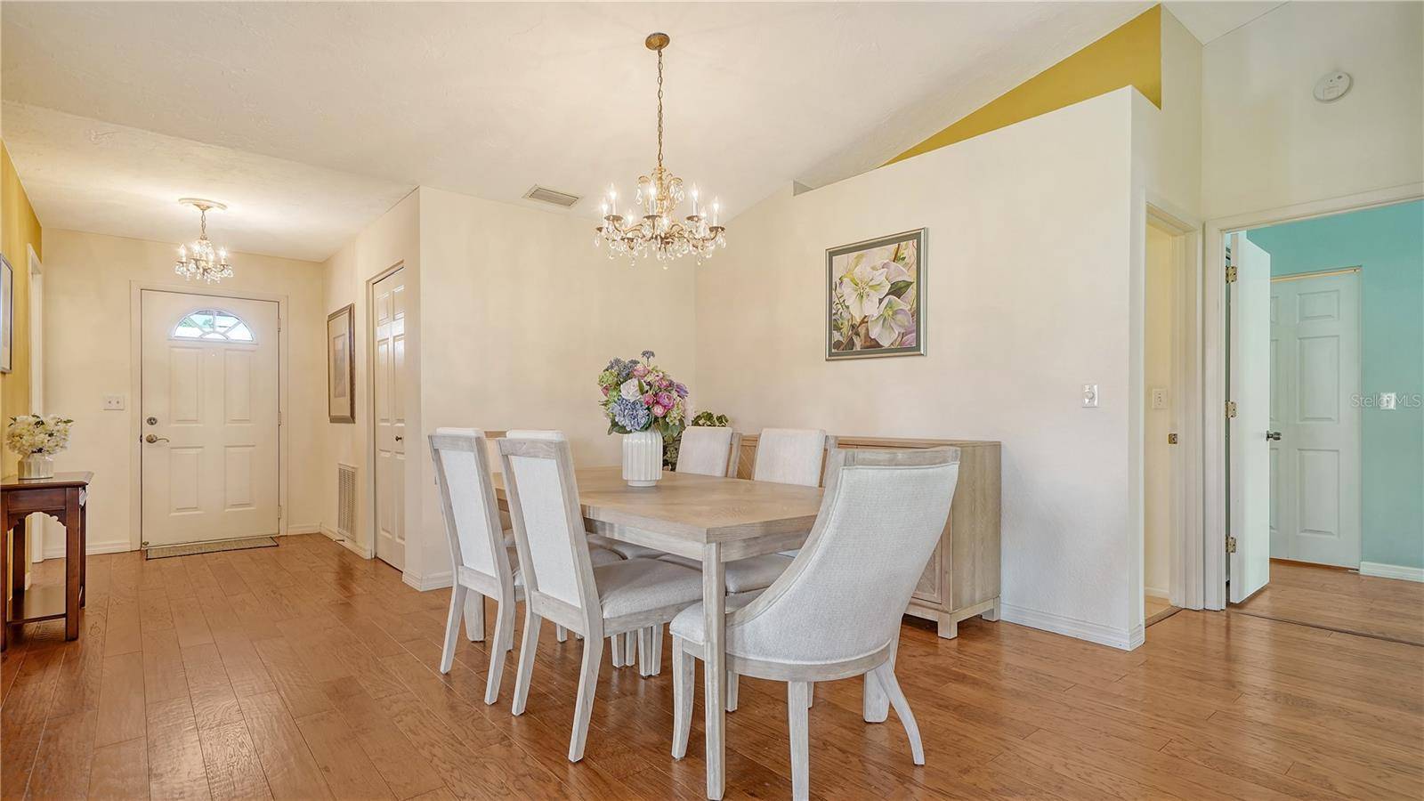 Sarasota, FL 34233,4198 VALLARTA CT #3027