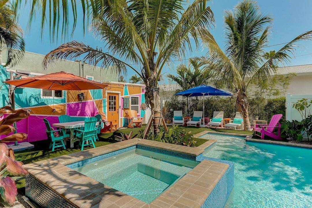 Anna Maria, FL 34216,509 PINE AVE #A