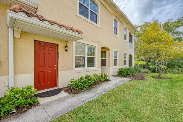 Sarasota, FL 34243,8382 ENCLAVE WAY #104