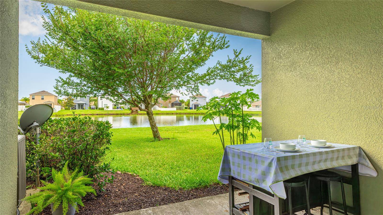 Ruskin, FL 33570,1426 HARBOUR BLUE ST