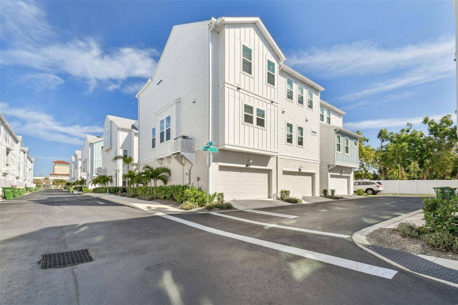 Sarasota, FL 34237,2500 BOONE CT
