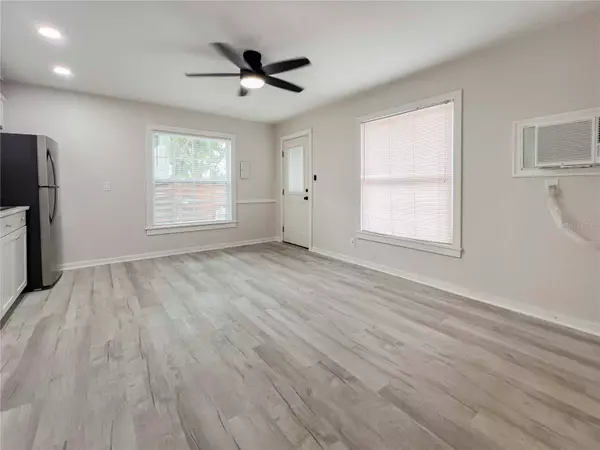 Sarasota, FL 34231,1818 WORRINGTON ST #1