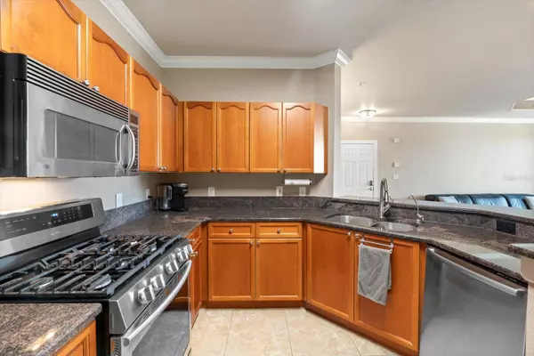 Clearwater, FL 33764,2741 VIA CIPRIANI #935A