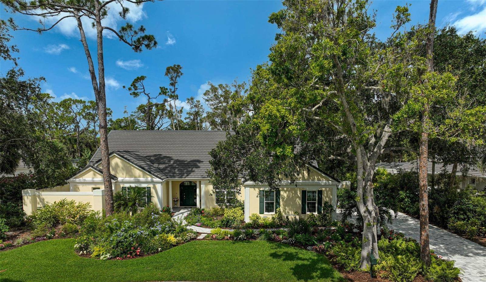 140 SUGAR MILL DR, Osprey, FL 34229