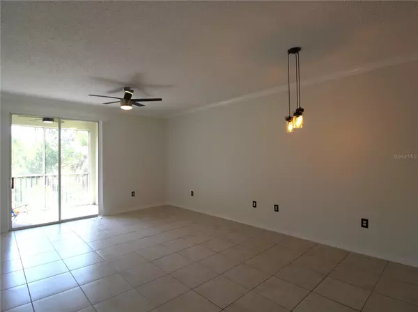 Sarasota, FL 34235,5721 BENTGRASS DR #20-203