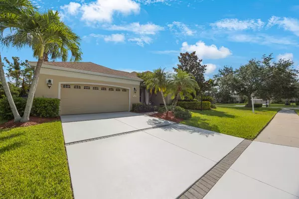 Bradenton, FL 34201,7615 CHARLESTON ST