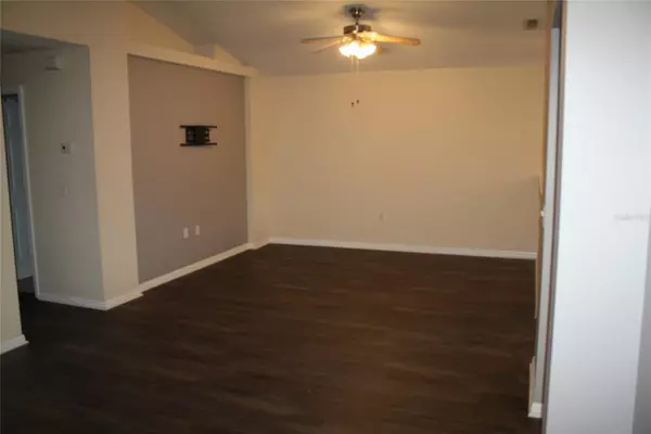 Lakewood Ranch, FL 34202,6309 ROSEFINCH ##201