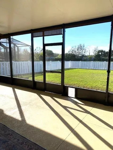 Bradenton, FL 34203,7750 RIDGELAKE CIR