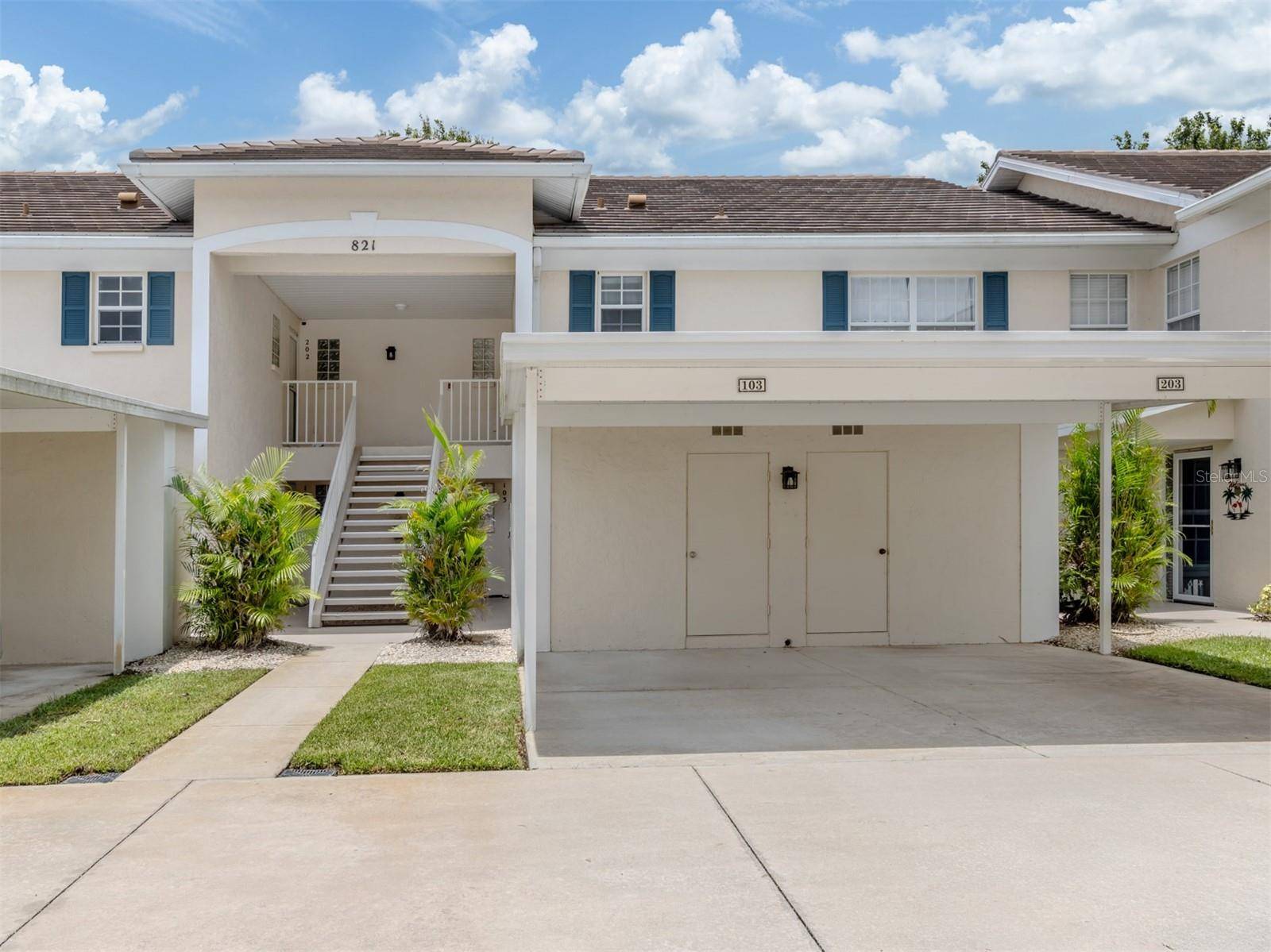 Venice, FL 34293,821 MONTROSE DR #103