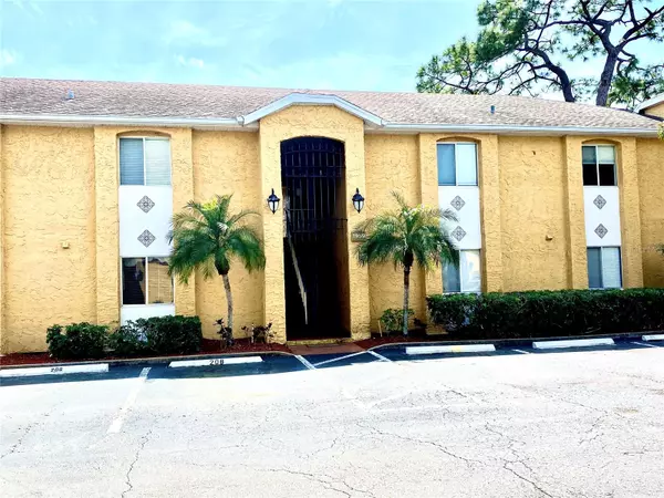 1959 TOUCAN WAY #206, Sarasota, FL 34232
