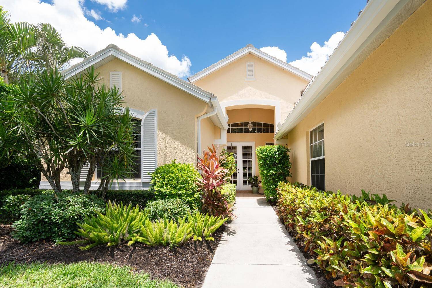 Bradenton, FL 34210,4374 MIRABELLA CIR