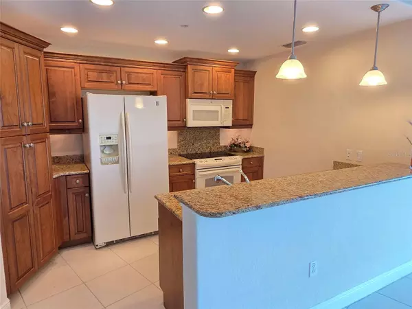 Palmetto, FL 34221,501 HABEN BLVD #705