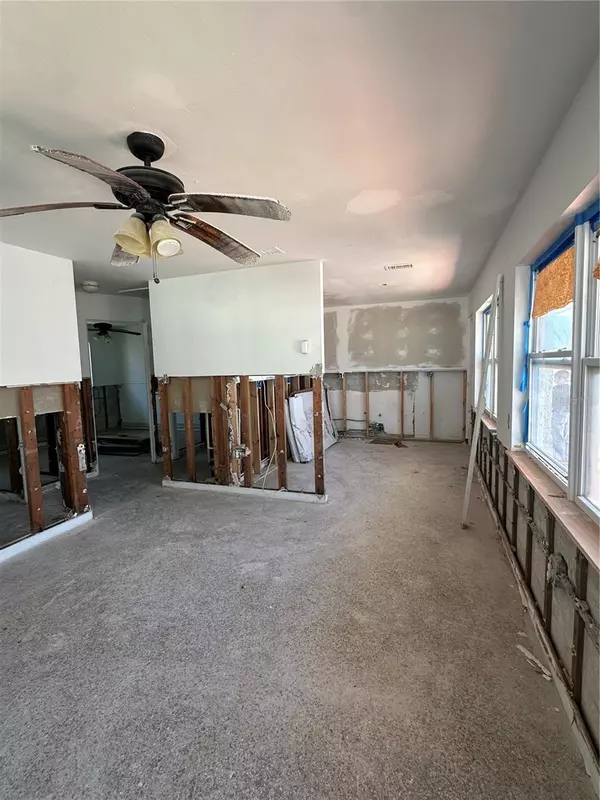 Madeira Beach, FL 33708,13434 1ST ST E