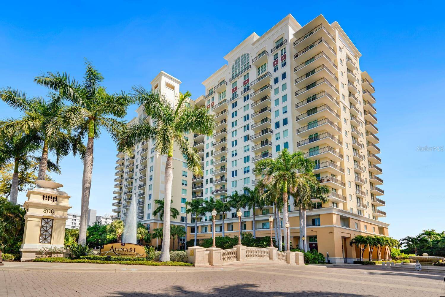 800 N TAMIAMI TRL #405, Sarasota, FL 34236