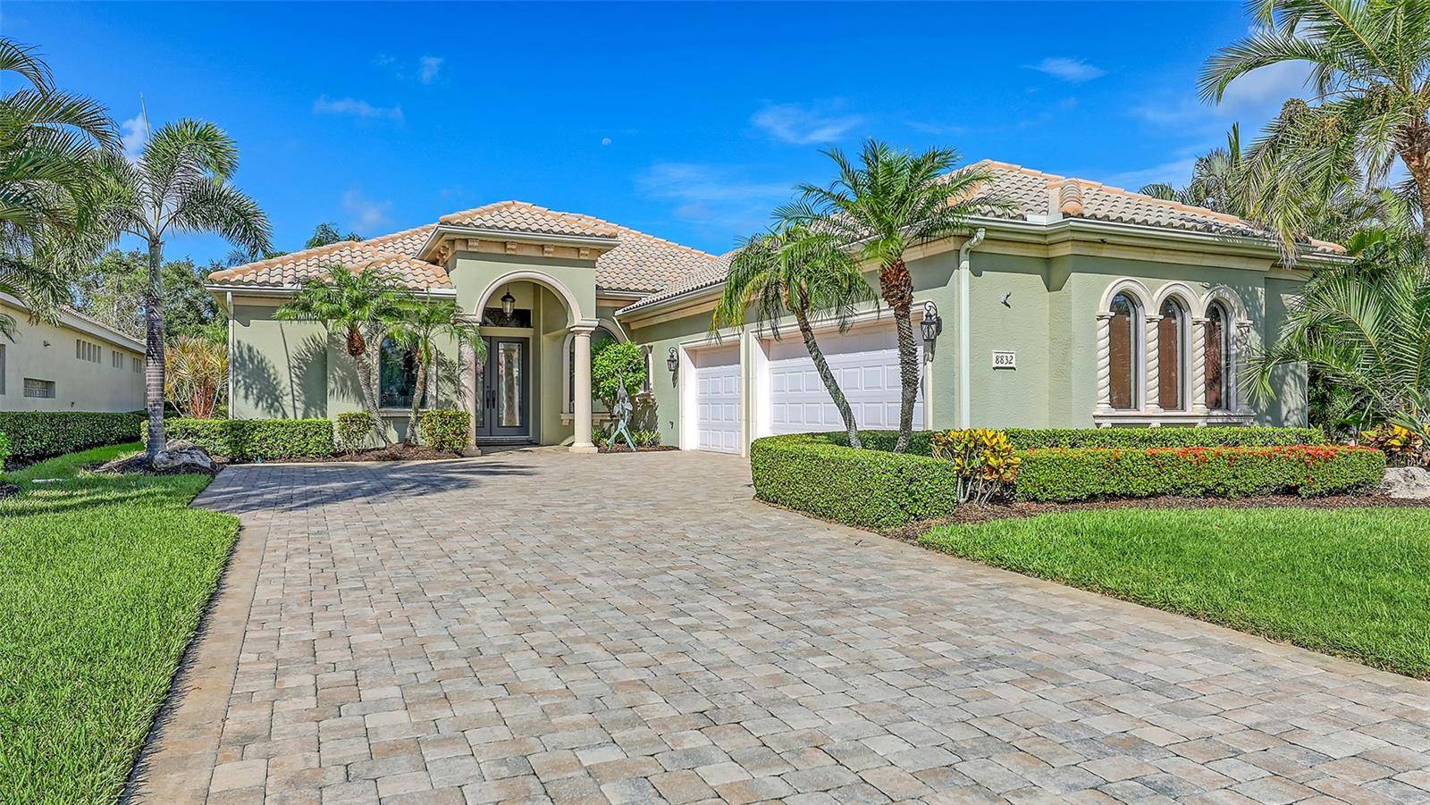 Sarasota, FL 34238,8832 ENCLAVE CT