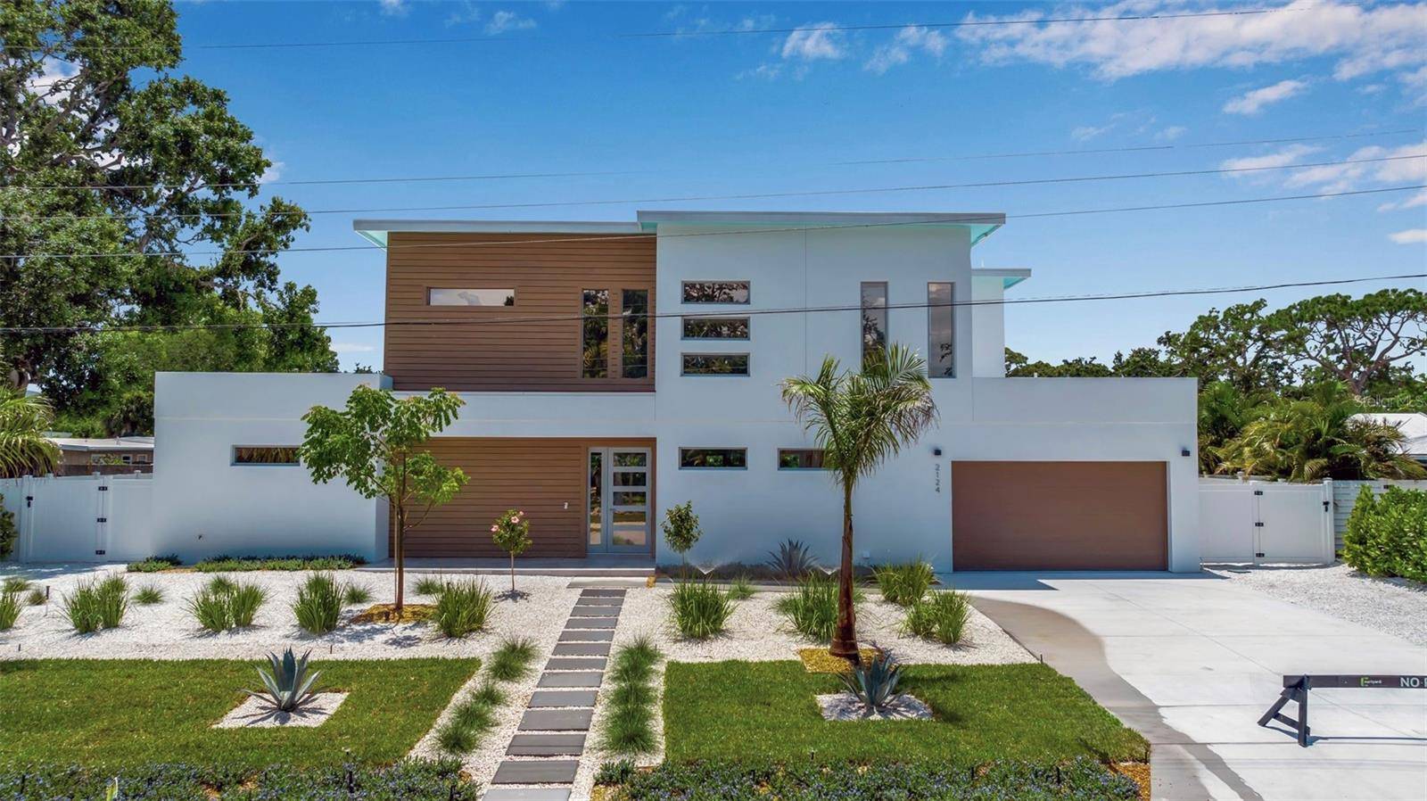 2124 CLEMATIS PL, Sarasota, FL 34239