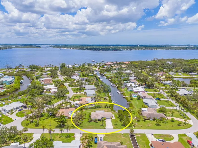 336 HIGHLAND SHORES DR, Ellenton, FL 34222