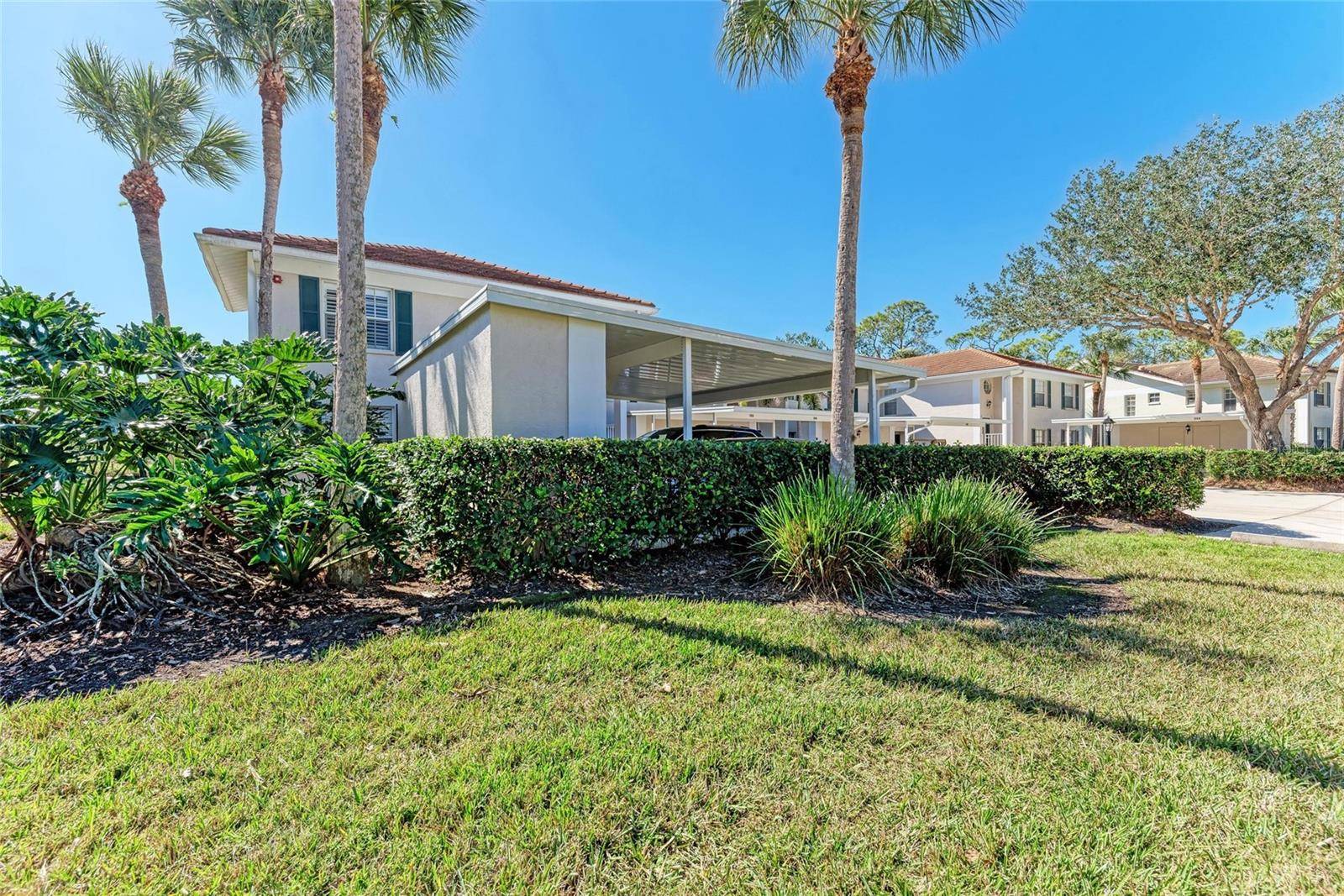 803 MONTROSE DR #201, Venice, FL 34293