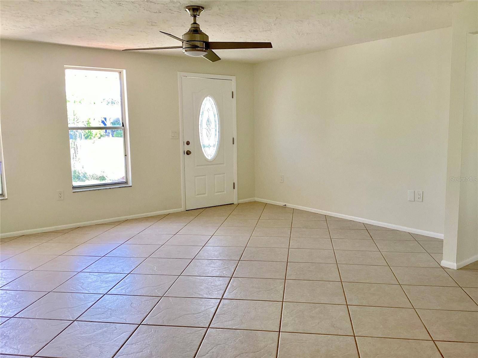 Sarasota, FL 34233,4112 COCHISE TER