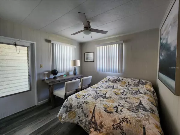 Bradenton, FL 34207,111 49TH AVE W