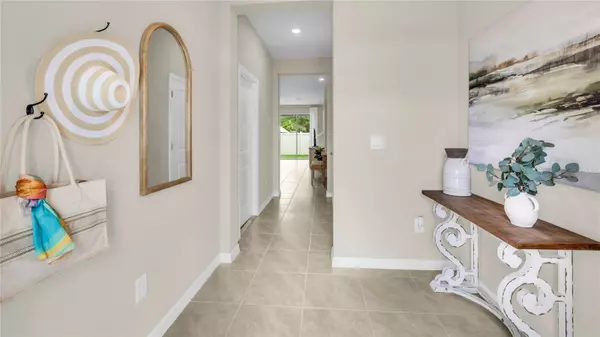 Sarasota, FL 34243,4116 GOLD DUST LN