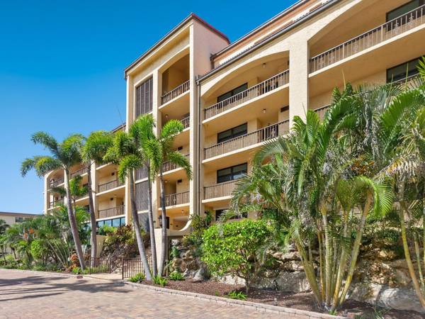8710 MIDNIGHT PASS RD #205, Sarasota, FL 34242
