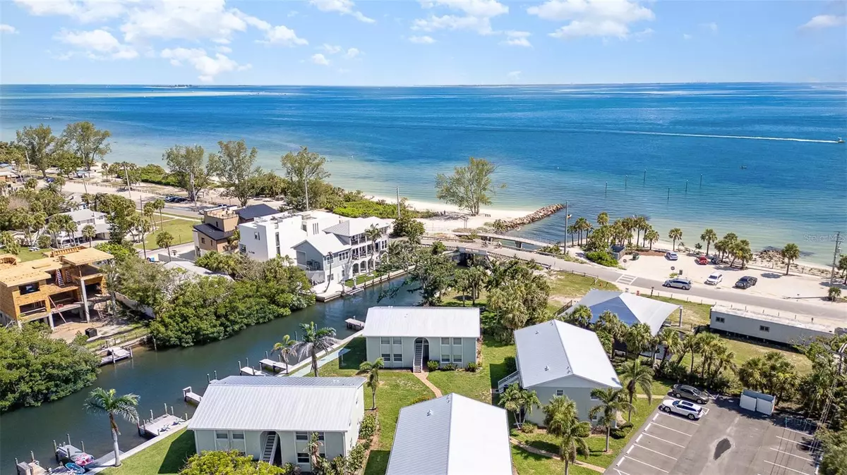 Anna Maria, FL 34216,522 PINE AVE #8B