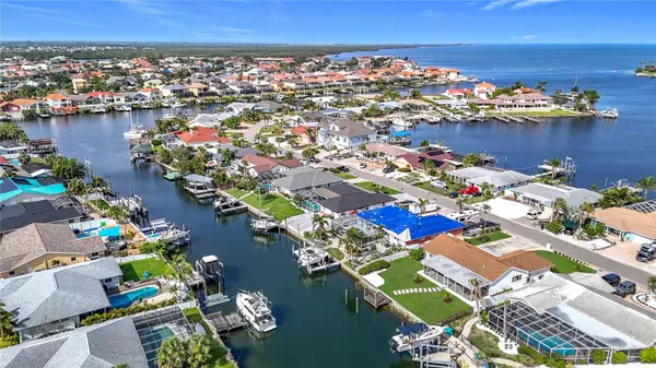 Apollo Beach, FL 33572,6341 COCOA LN