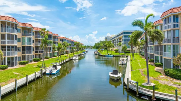 Sarasota, FL 34242,1257 S PORTOFINO DR #306