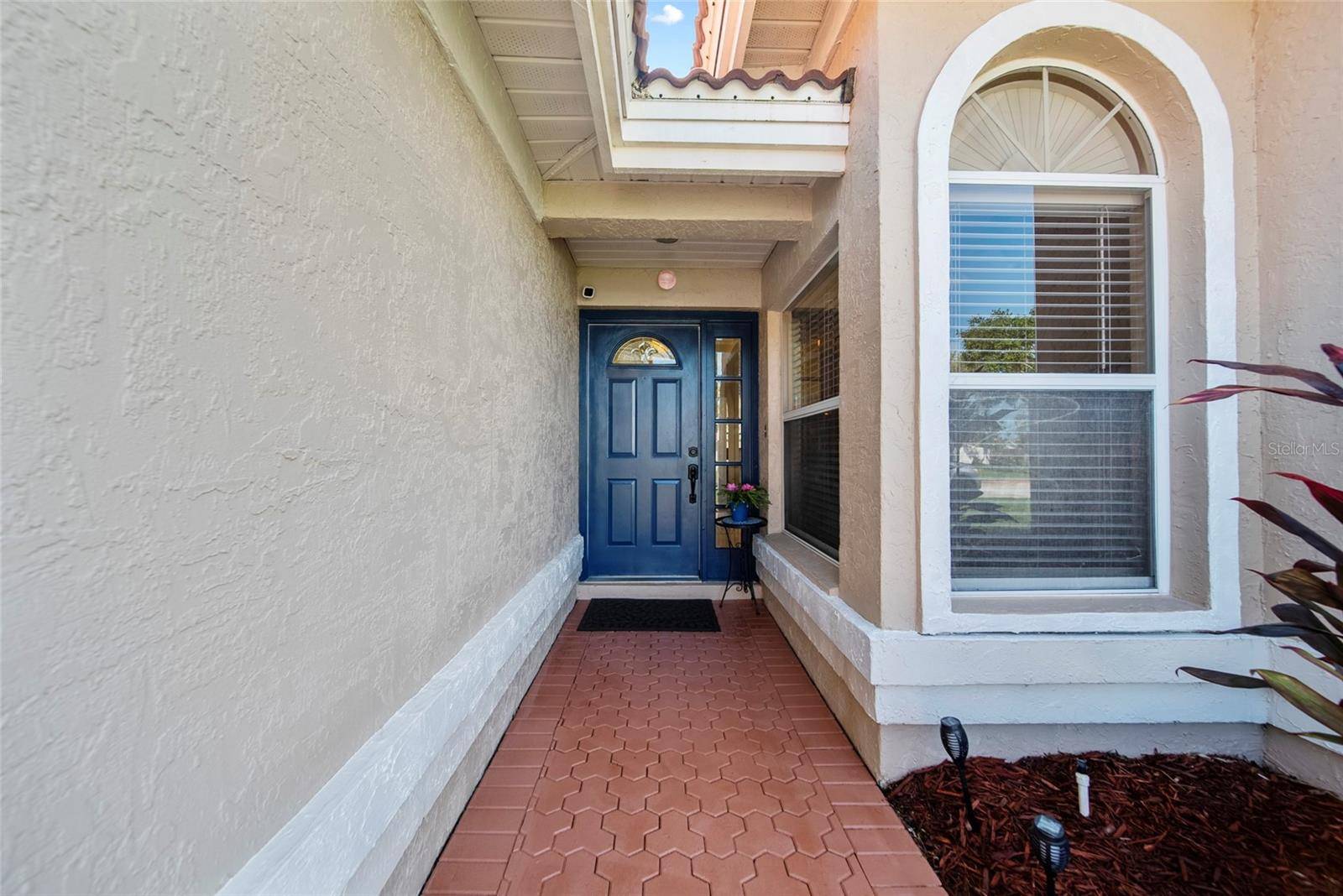 Sarasota, FL 34243,7115 39TH LN E